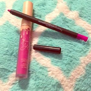 Kylie lip set